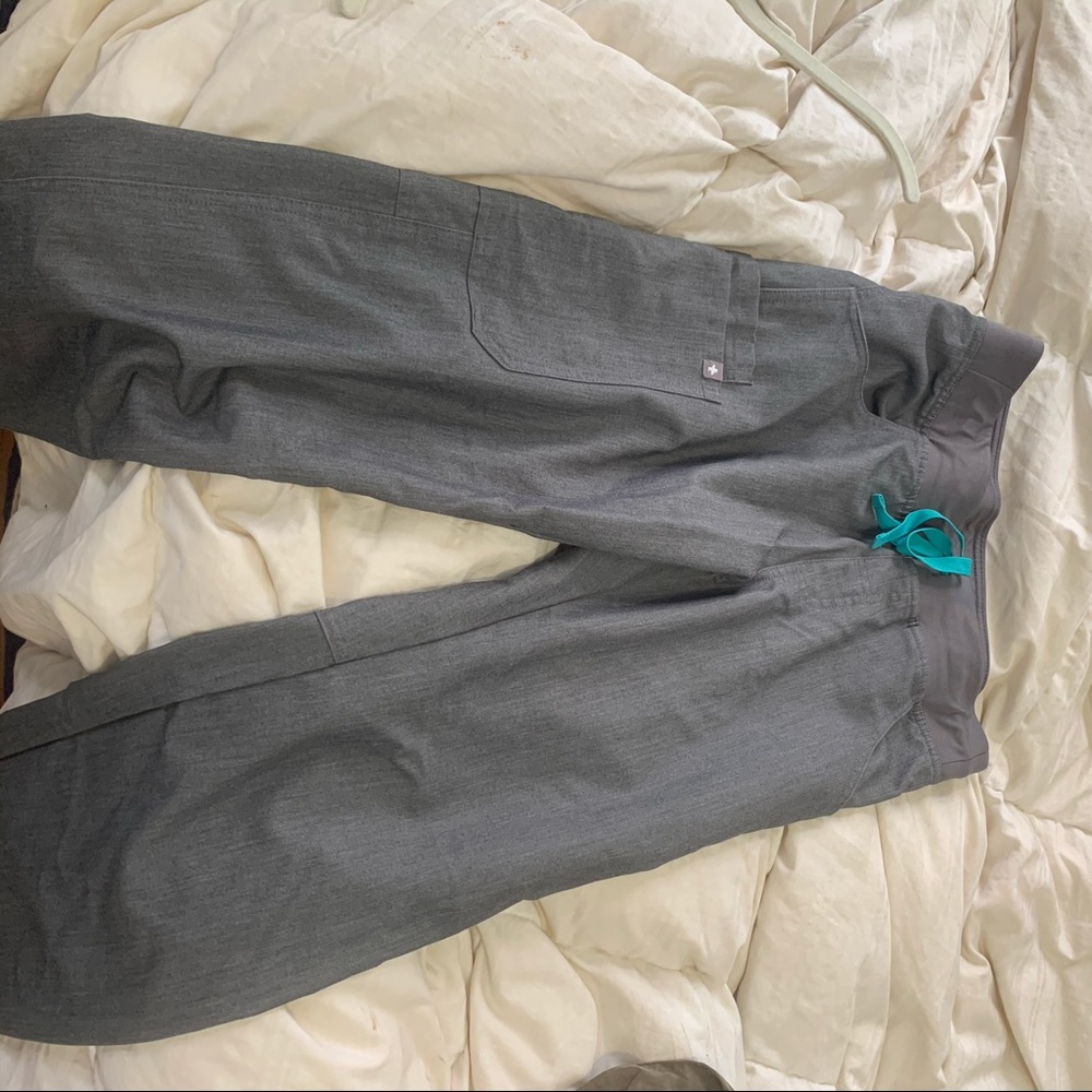 Figs Livingston gray scrub pants